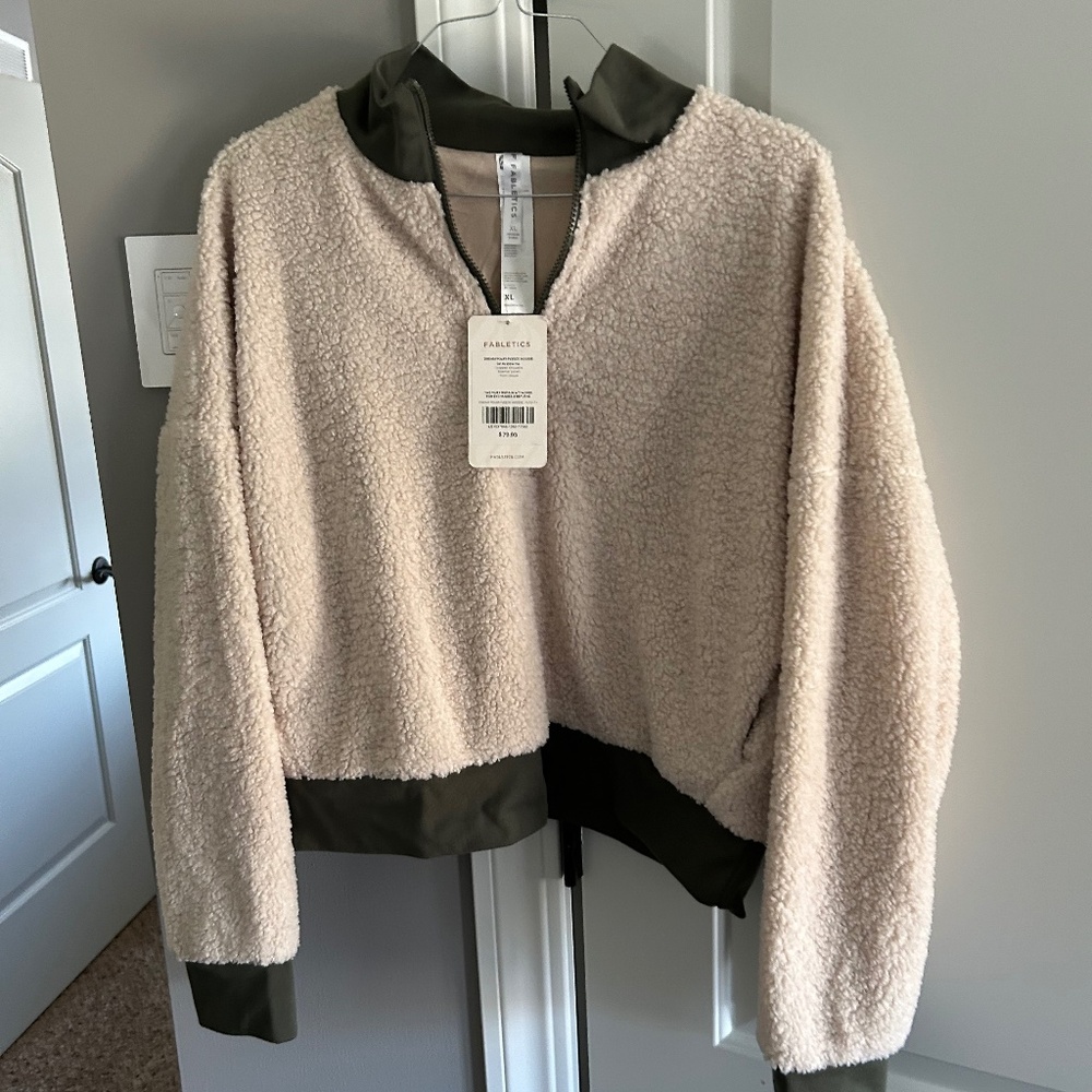 FABLETICS FLEECE